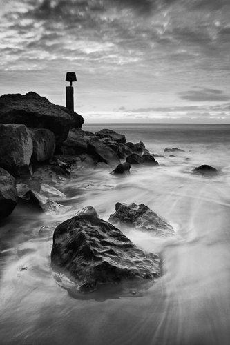 Hengistbury Head, Mono Rocks
